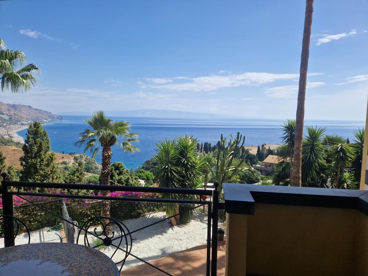 Taormina Bella Vista Apartment In Center With Pool By Taormina Holidays Exterior photo